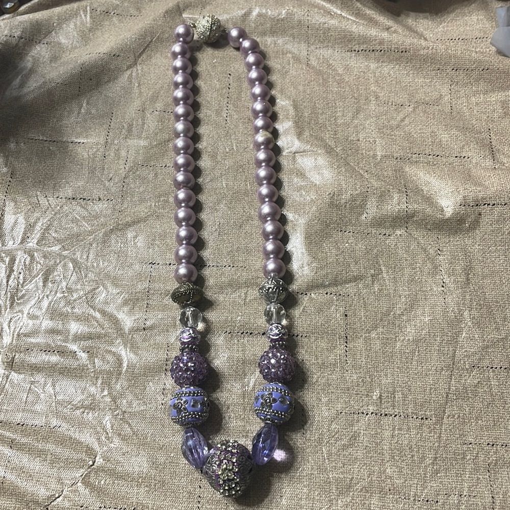 Lilac sky’s necklace